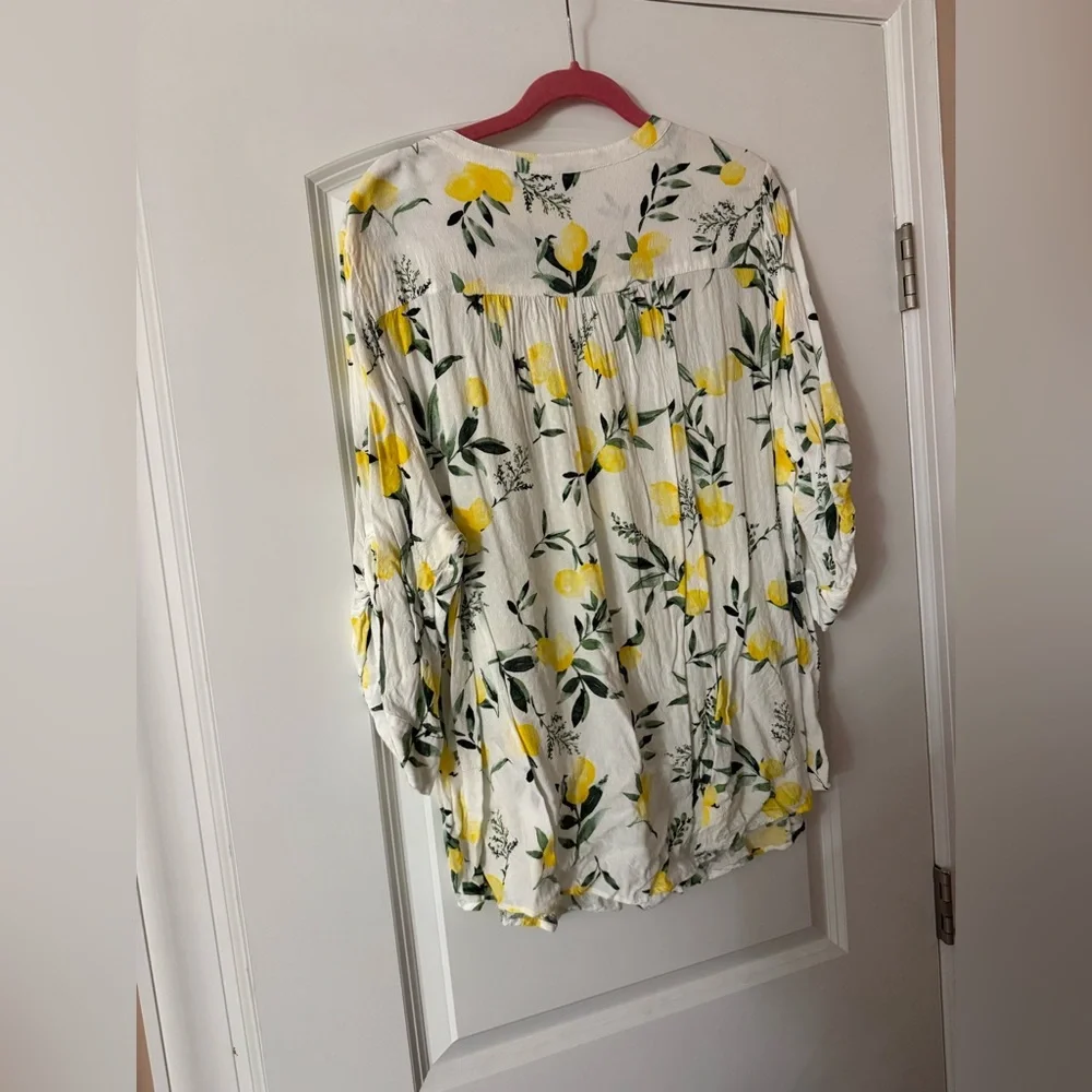 Torrid Top - Picture 5 of 6